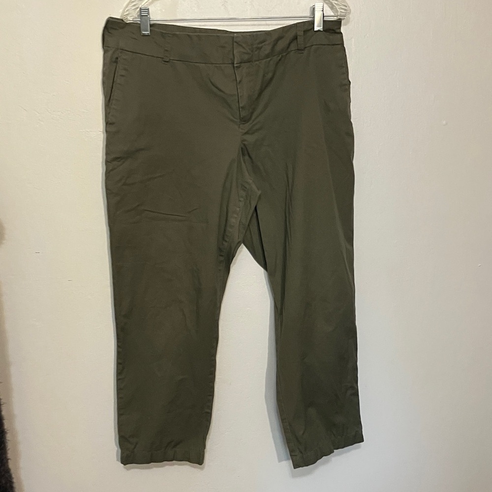 Kut from the Kloth crop trouser size 12 army green
